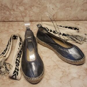 Free People Women's Metallic Gray  Espadrille Flats Size  37